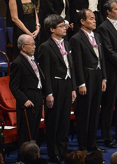 Лауреаты Нобелевской премии-2014 по физике (слева направо): Исаму Акасаки, Хироши Амано и Судзи Накамура