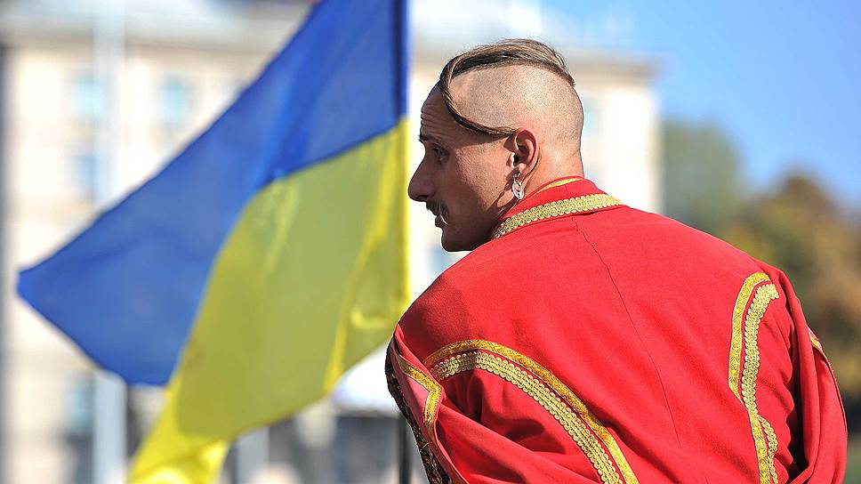 15 декабря. По данным ВЦИОМа, за последний год число россиян, считающих Украину надежным партнером, уменьшилось в шесть раз 