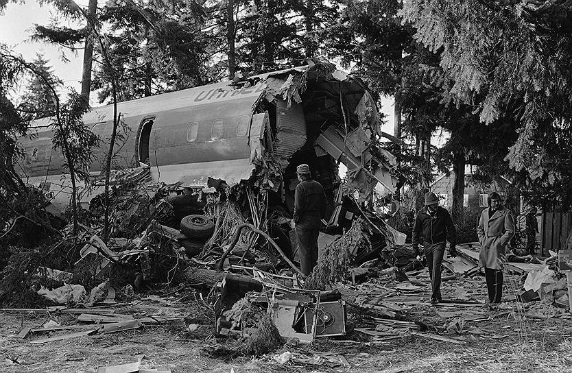 1978 год. Катастрофа DC-8 в Портленде (США). Из находившихся на борту 189 человек (включая восемь членов экипажа) погибли десять, еще 23 получили ранения