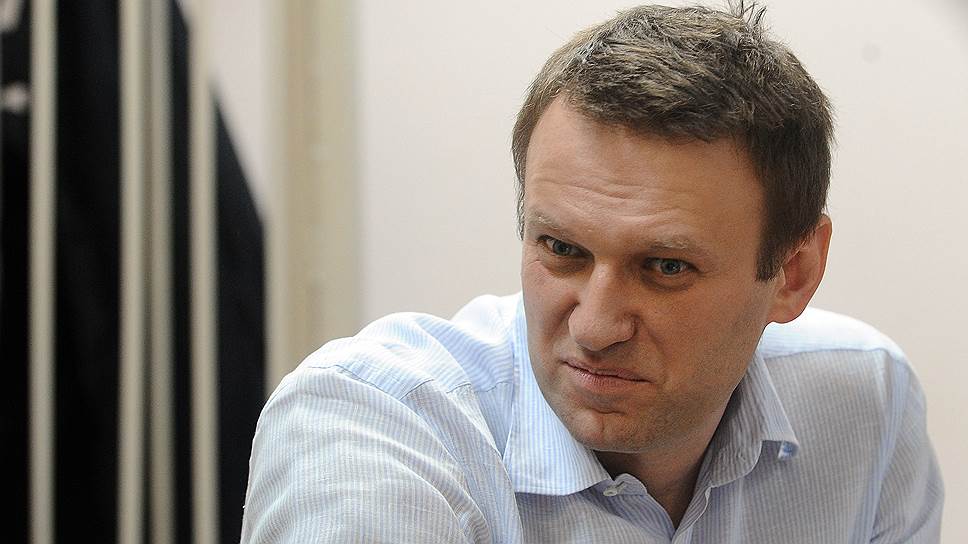 Как Алексей Навальный позвал на антикризисный марш