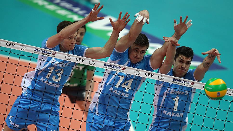 Волейболисты казанского «Зенита» в прошлом году нанесли поражение новосибирскому «Локомотиву» и стали обладателями Кубка России