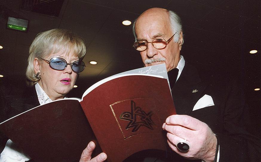 Владимир Зельдин был официально женат один раз. Супругой актера в 1964 году стала Иветта Капралова (на фото)
