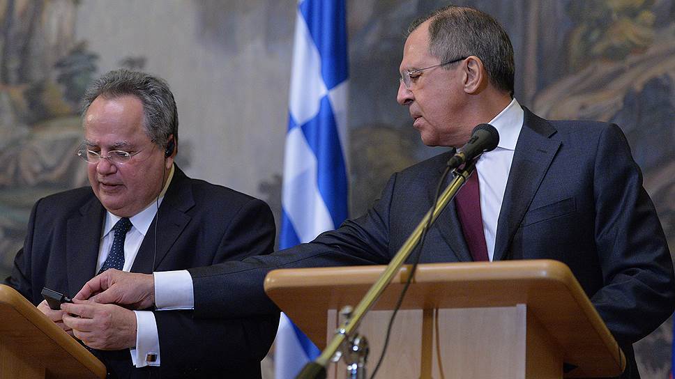 Министр иностранных дел РФ Сергей Лавров и новый глава МИД Греции Никос Кодзиас