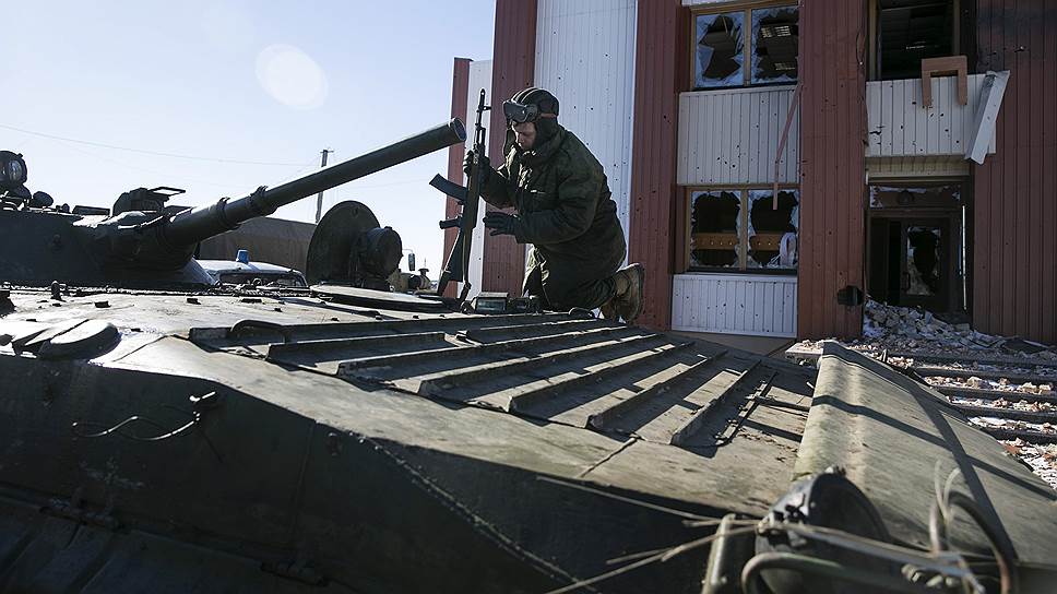 ДКак украинские силовики отступили из Дебальцево