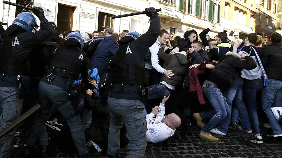 Как голландские болельщики устроили беспорядки в центре Рима