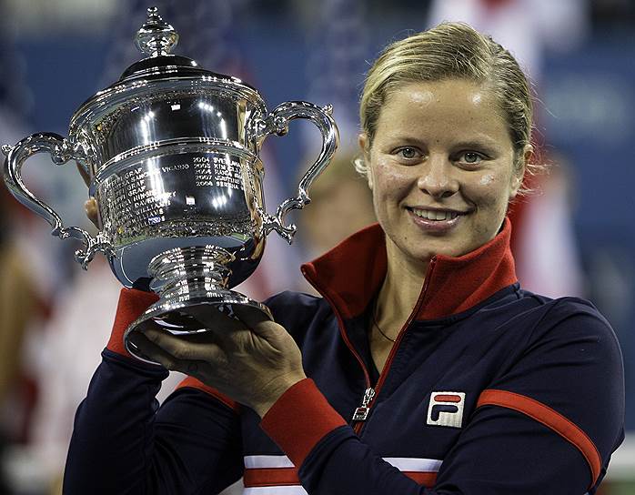 С триумфом в большой спорт вернулась бельгийская теннисистка Ким Клийстерс. О прекращении своего участия в турнирах спортсменка сообщила в 2007 году, после чего вышла замуж и родила дочь. А спустя два года «отдыха» в 2009-ом Клийстерс выиграла US Open и вошла в рейтинг WTA под 19 номером.