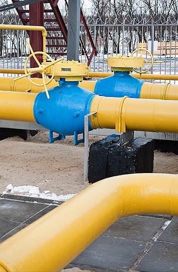 24 февраля. «Нафтогаз Украины» заявил, что не намерен вносить новый авансза поставки газа, так как «Газпром», по мнению украинской компании, нарушил условия контракта