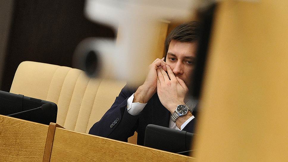 Дмитрий Гудков на заседании Госдумы