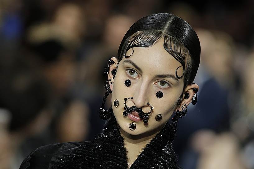 Показ коллекции модного дома Givenchy  