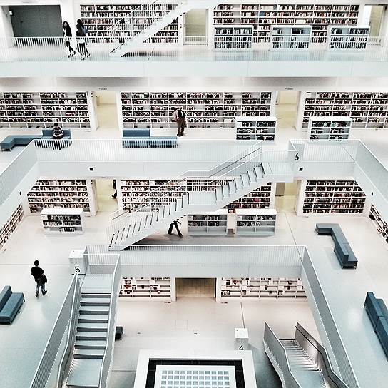 «Библиотека» Фотограф: Джерард Транг, Франция