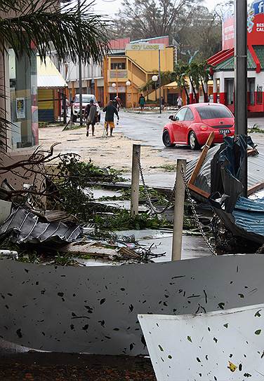 Власти Вануату ввели режим чрезвычайной ситуации во всем государстве. Разрушены могут быть около 45% всех построек на островах
