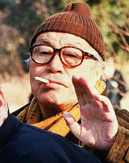 Акира Куросава умер 6 сентября 1998 года от инсульта. С 2004 года на Токийском международном кинофестивале вручается премия его имени за создание картин, «наполненных гуманизмом»