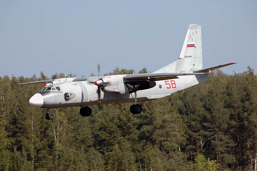 13 июля 1994 года инженер военно-воздушных сил России угнал самолет с базы ВВС Кубинка, чтобы совершить самоубийство. Когда в баках не осталось топлива, самолет упал. Пилот погиб  