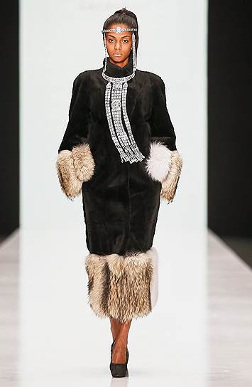 Коллекция дизайнера Петра Яковлева для Sakhabult на Mercedes-Benz Fashion Week Russia (осень/зима 2015-2016)