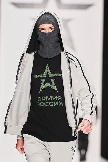 Специальная коллекция дизайн-бюро «Армия России» на Mercedes-Benz Fashion Week Russia (осень/зима 2015-2016)