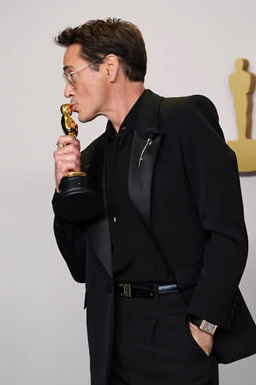 10 марта 2024 года актер получил свой первый «Оскар» в номинации «Лучшая роль второго плана» за роль Льюиса Штраусса в фильме Кристофера Нолана «Оппенгеймер»