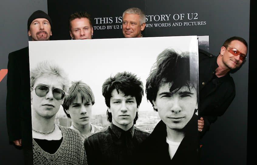 В 1980 году группа U2 выпустила дебютную пластинку под названием «The Boy» и в том же году отправилась в первое турне в США. К середине 1980-х музыканты выпустили уже 4 альбома, получив всемирное признание, а после выпуска «Joshua Tree», пятого альбома группы, Боно стал главным фронтменом рока