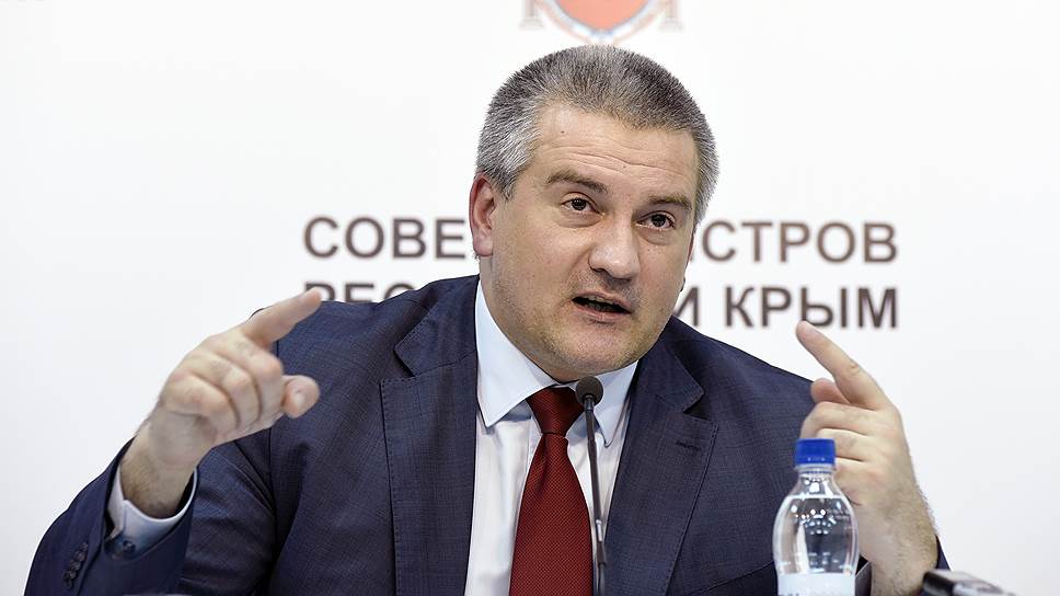 Сергей Аксенов пообещал коррупционерам открытые автозаки