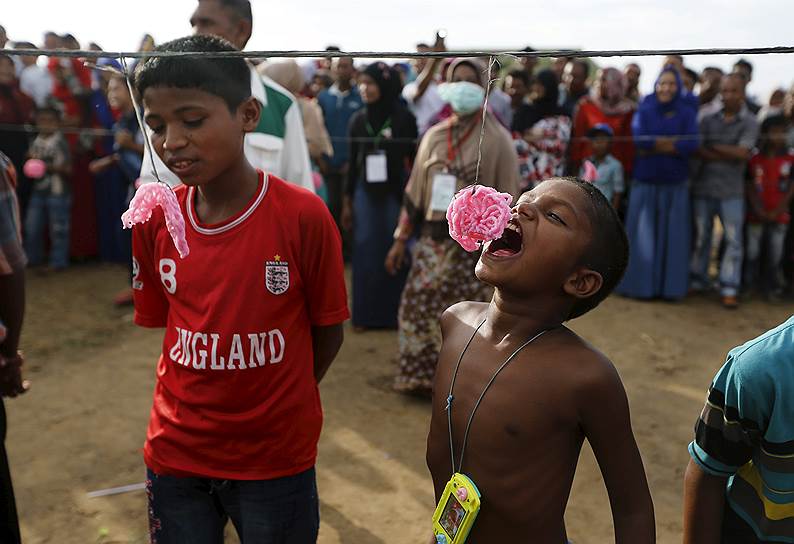 ООН призывает Индонезию, Малайзию и Таиланд перестать препятствовать рохинья и дать им допуск к лагерям для беженцев