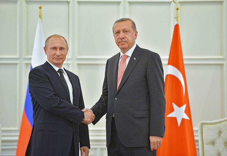 13 июня. Владимир Путин и президент Турции Реджеп Тайип Эрдоган встретились в Баку за закрытыми дверями