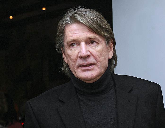 3 января 2008 года в Москве на 55-м году жизни скончался актер, народный артист России Александр Абдулов. Причиной смерти стали осложнения вследствие рака легких