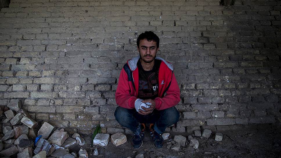18-летний Рафиулла из Афганистана добрался до Сербии. Отсюда он планирует отправиться во Францию, чтобы получить там статус беженца