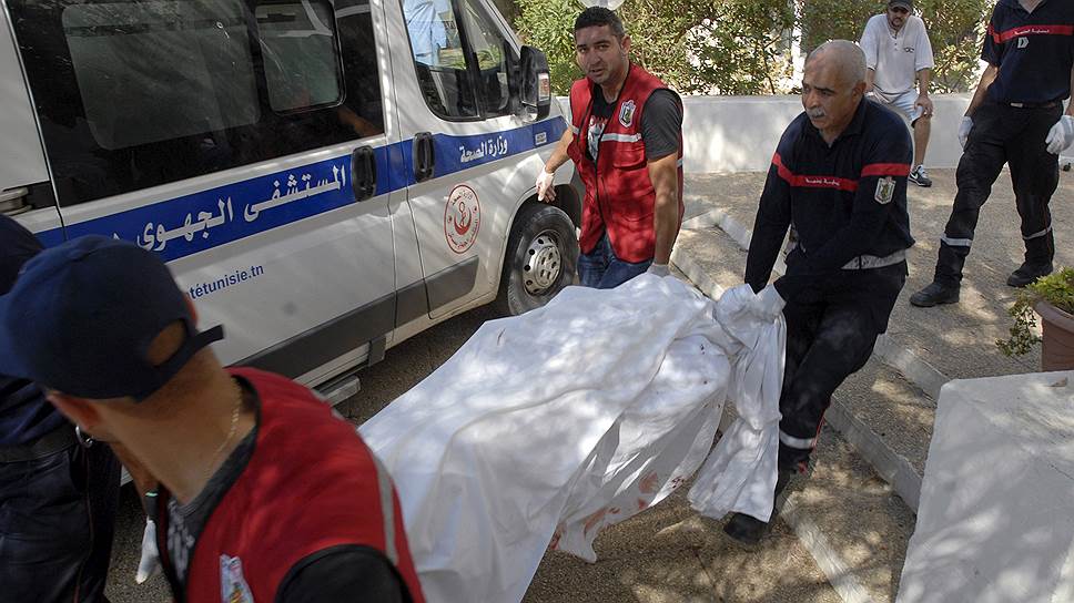 26 июня. В Тунисе террористы напали на отель. По разным данным, погибли 30 человек, а среди пострадавших есть гражданка РФ