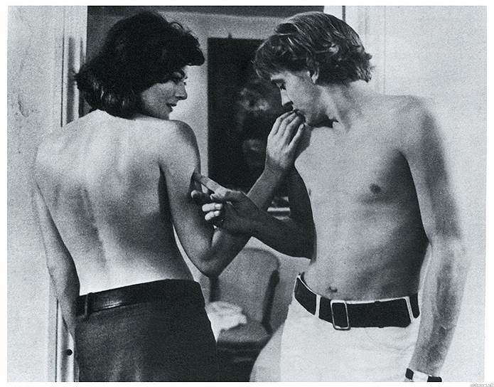 1966. «Фотоувеличение» (Микеланджело Антониони). Ванесса Редгрейв показывает грудь