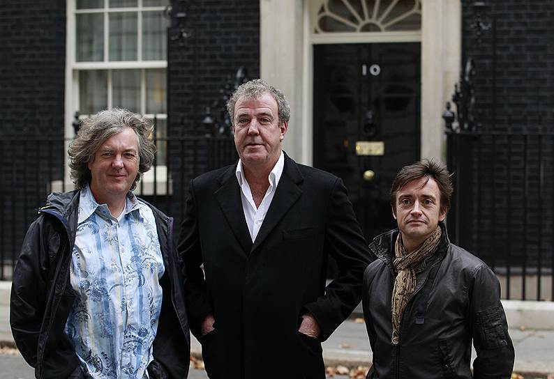 Слева направо: экс-ведущие Top Gear Джеймс Мэй, Джереми Кларксон и Ричард Хаммонд