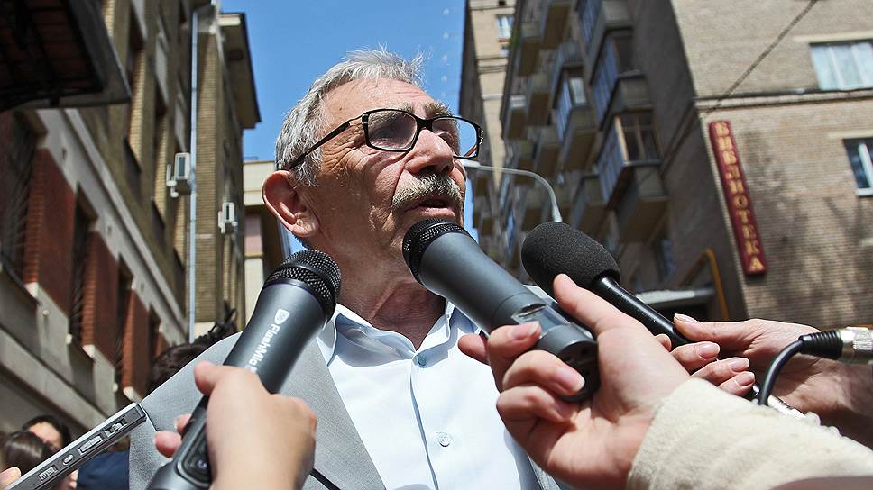 Как отца Михаила Ходорковского вызвали на допрос