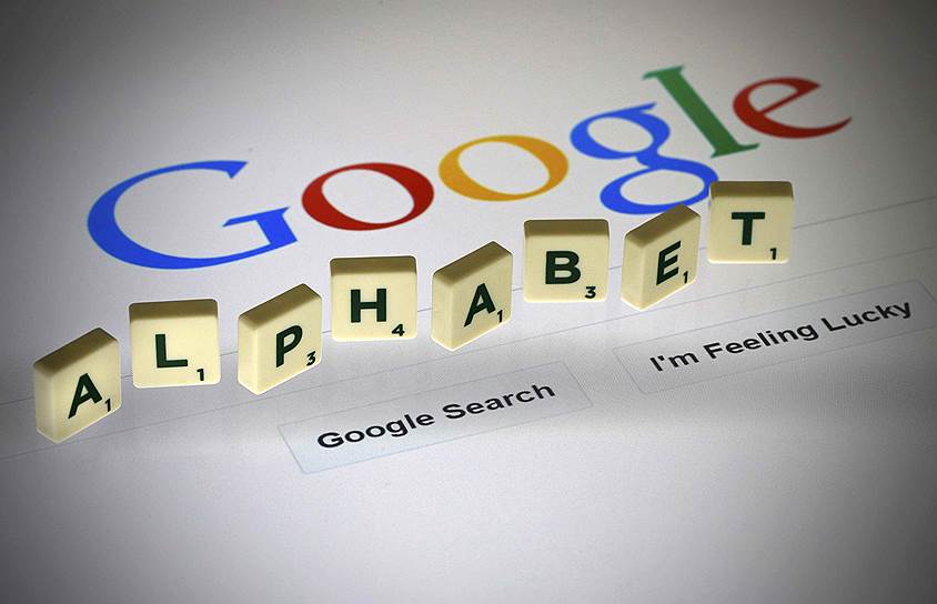 11 августа. Руководство Google объявило о масштабной реструктуризации, которая предусматривает создание новой холдинговой компании Alphabet