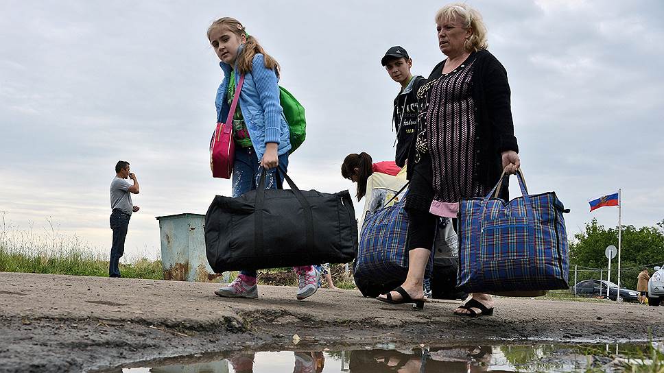ФМС хочет выдавать гражданство беженцам с Украины быстрее