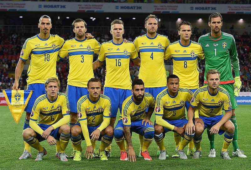 Сборная Швеции перед началом матча