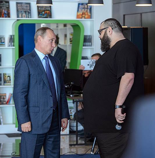 После встречи с учителями года Владимир Путин встретился с учителем на века Максимом Фадеевым