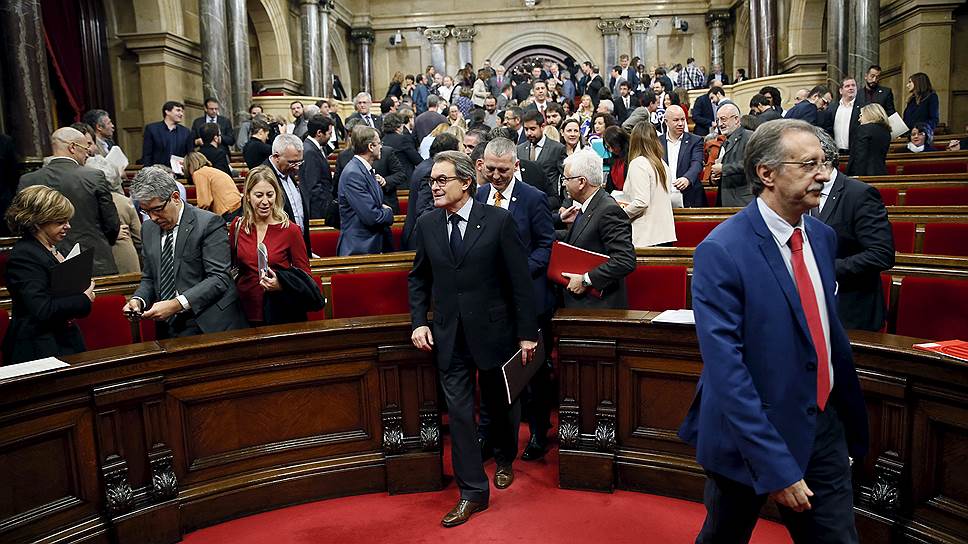 Почему Парламент Каталонии взял курс на независимость
