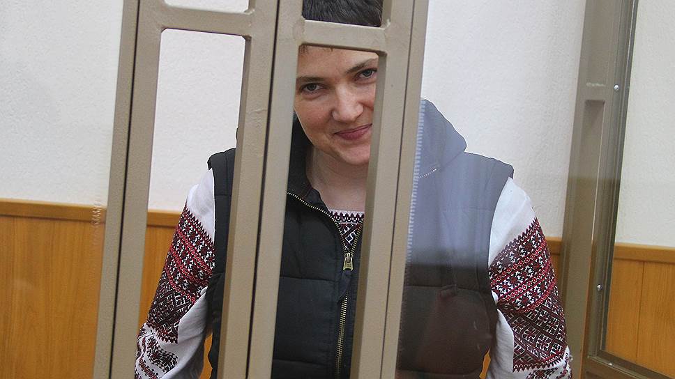 Суд по делу Надежды Савченко увяз в экспертизе