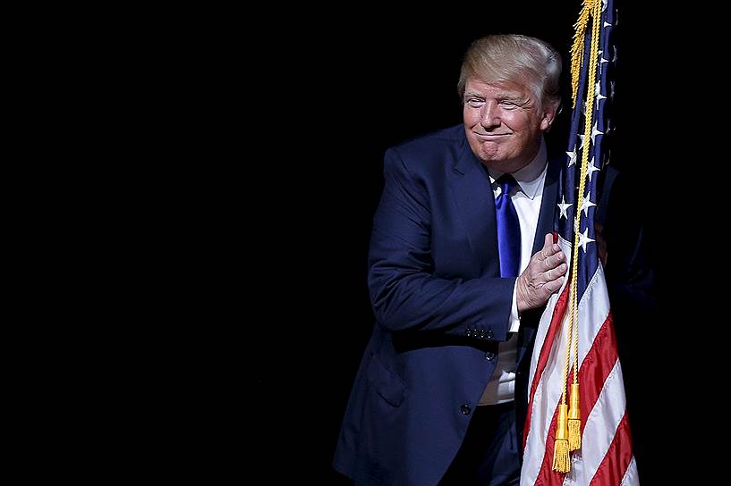 Миллиардер США Дональд Трамп вошел в число номинантов за популистскую риторику, которая сделала его самым популярным кандидатом в президенты США среди республиканцев
