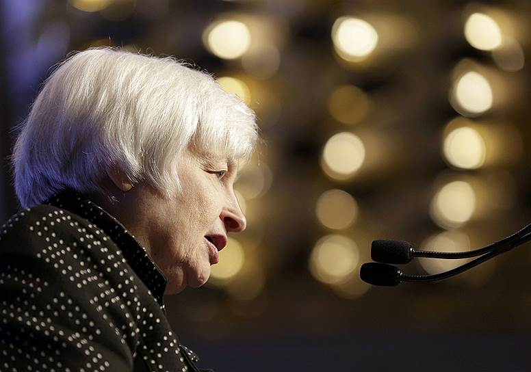 16 декабря. ФРС впервые за 9 лет подняла базовую процентную ставку до 0,25-0,5%
