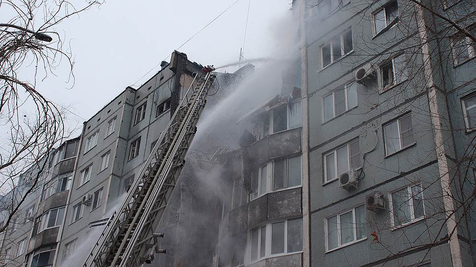Как взрыв газа уничтожил целый подъезд в Волгограде