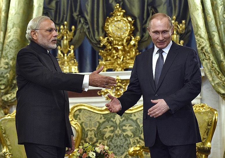Москва, Россия. Президент России Владимир Путин во время встречи с премьер-министром Индии Нарендрой Моди