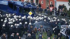 Немецкая полиция разогнала митинг движения против мигрантов