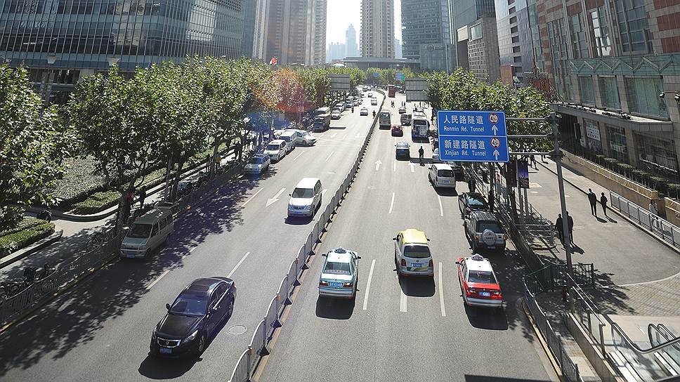 Автопродажи в Китае замедлились вместе с экономикой