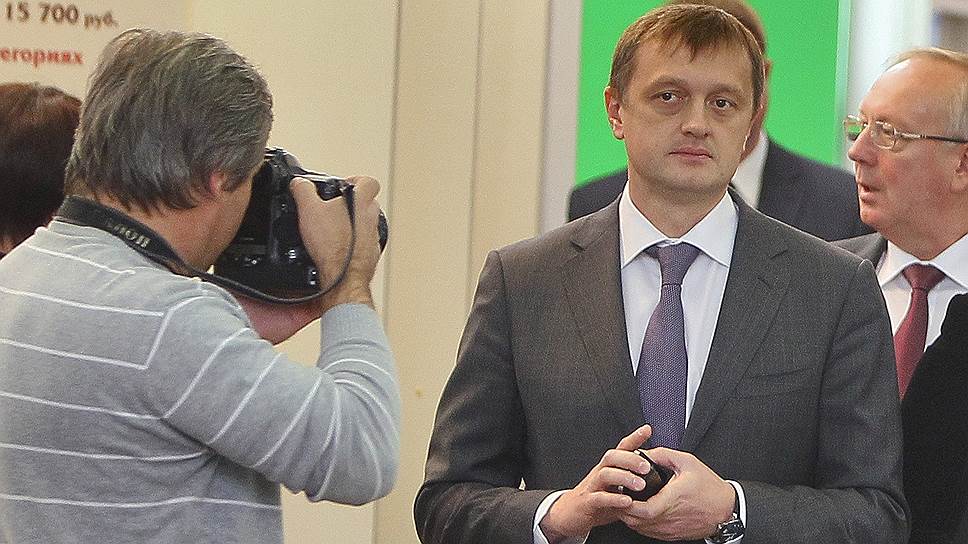 Защита заявила, что Игорь Коняхин и его подельник Сергей Бурдовский были заключены под стражу благодаря подлогу