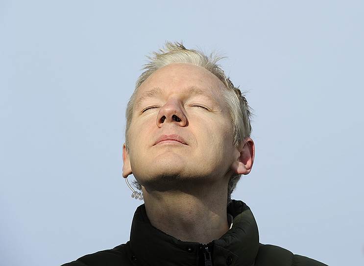 Основатель WikiLeaks Джулиан Ассанж 