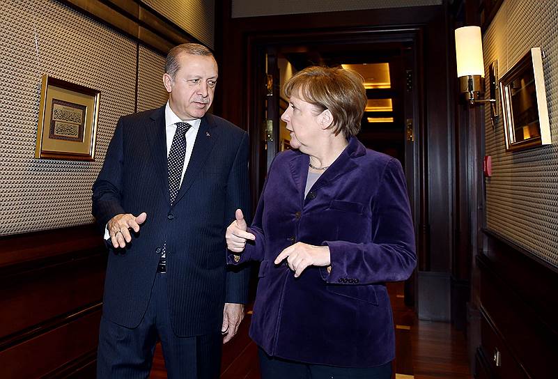 Президент Турции Реджеп Тайип Эрдоган и канцлер Германии Ангела Меркель 
