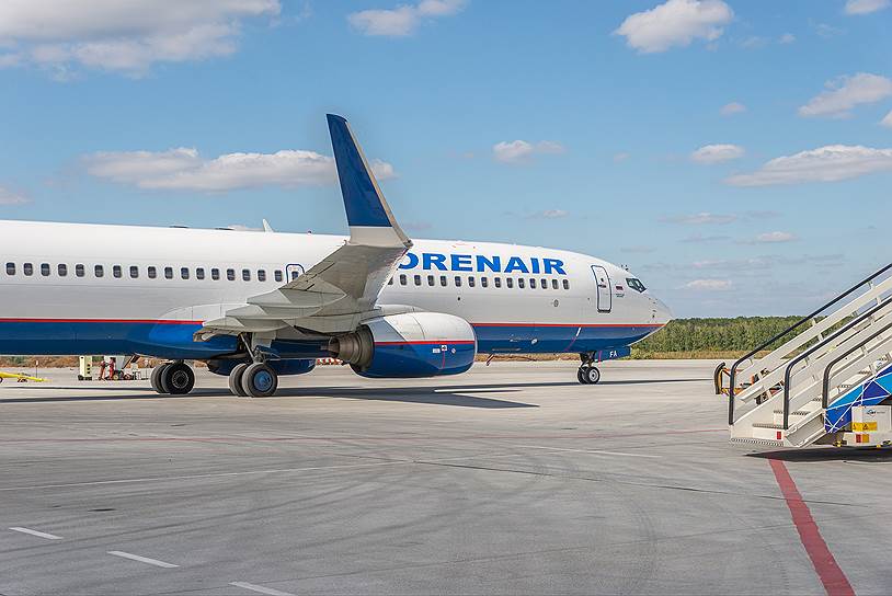 Авиакомпании оренбурга. Боинг 737 Оренэйр. Боинг 737 800 Оренэйр. 777 Orenair. Авиакомпания Оренбургские авиалинии.