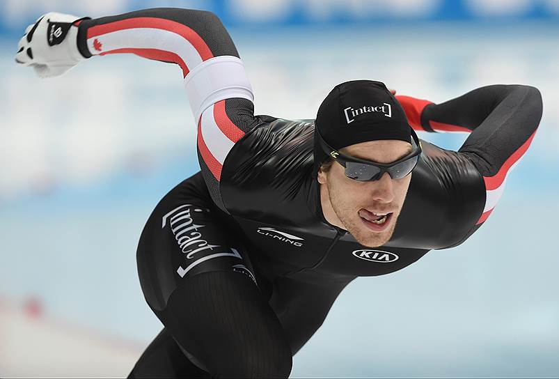 Канадский спортсмен Алекс Буасвер-Лакруа в забеге на 500 м среди мужчин