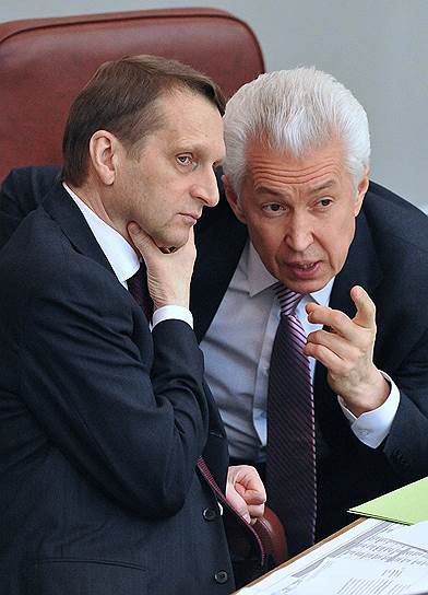 Председатель Государственной думы России Сергей Нарышкин (слева) и его заместитель Владимир Васильев (справа) 