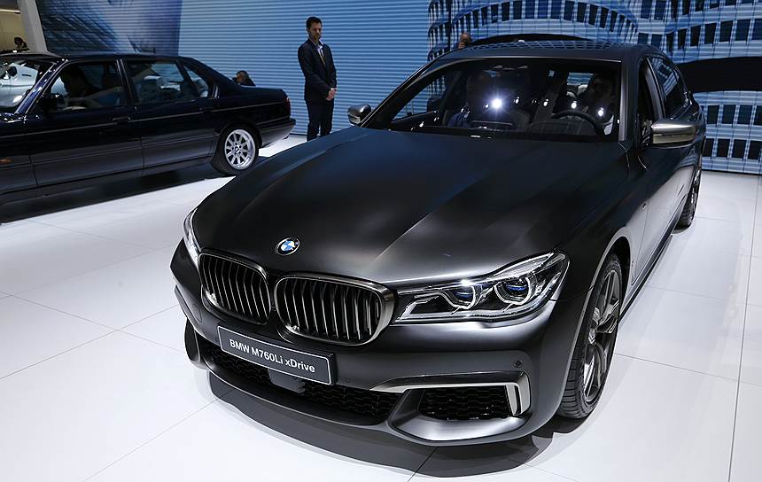 Если BMW 7-й серии называют флагманом марки, то можно сказать, что &lt;a href=&quot;/Doc/2917802&quot;>BMW M760Li xDrive&lt;/a> — это флагман в квадрате. Впервые на публике новая флагманская «семерка» покажется на автосалоне в Женеве