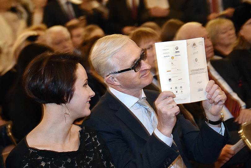 Президент РСПП Александр Шохин с дочерью Евгенией на вечере в честь вручения Давиду Якобашвили ордена «За заслуги перед Итальянской Республикой»